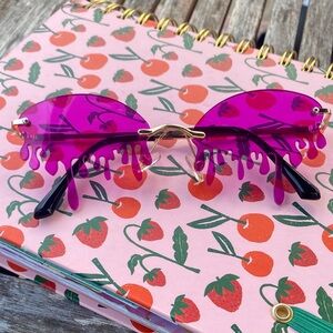 3/$10 Magenta Drip Sunglasses